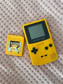 Game Boy Color + Pokemon Giallo