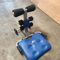 Attrezzo per addominali