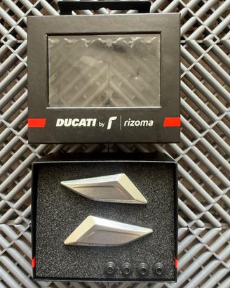 Tappi specchi rizoma Ducati Panigale V2/V4
