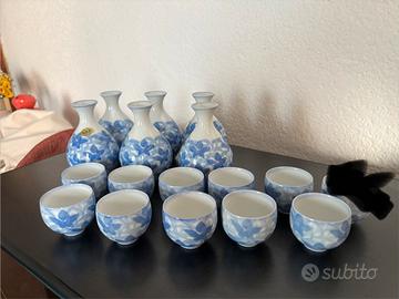 Servizio giapponese da Sake