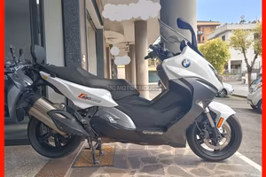 Bmw c 650 sport passaggio inclusopermuterate