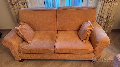 Divano in velluto ciniglia