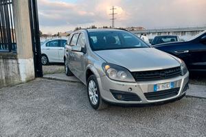 Opel Astra 1.3 CDTI Station Wagon Club