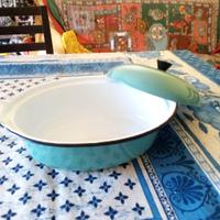 Pentola smaltata e internamente porcellanata 