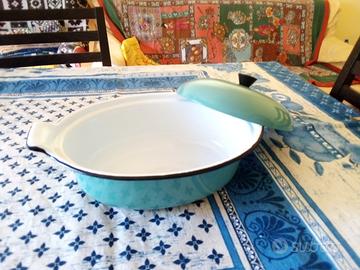 Pentola smaltata e internamente porcellanata 