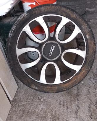 4 Gomme e cerchi in lega 500L