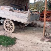 Carro antico in legno