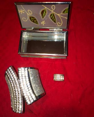 Cofanetto gioie, bracciale e anello vintage