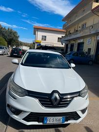 Renault Megane Energy Bose