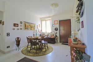 4 LOCALI A CASTELFIDARDO