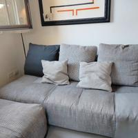 Divano Pixel di Saba con puff