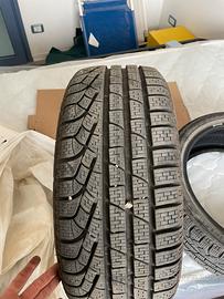 Pneumatici pirelli sottozero II 225/40 R18 92V