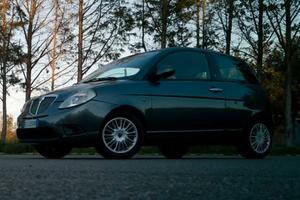 Lancia Ypsilon 1.2 Argento