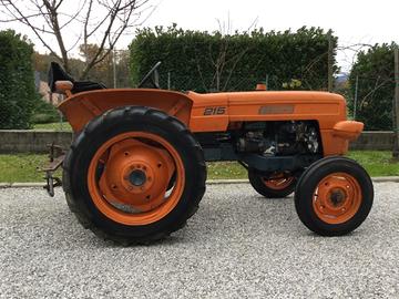 Trattore Fiat 215