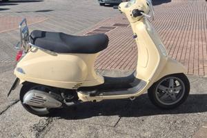 Piaggio Vespa  125cc - 2008