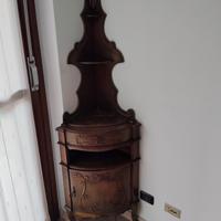 mobile ad angolo anni 1960