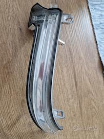 Freccia specchietto sx Bmw F 20