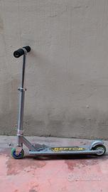 Monopattino in acciaio ripiegabile - Reptor