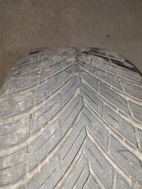 225/45/17 4 stagioni