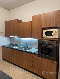 Cucina completa - lineare/ o doppio lato