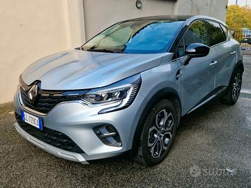 Renault Captur 1.6 Full Hybrid Techno
