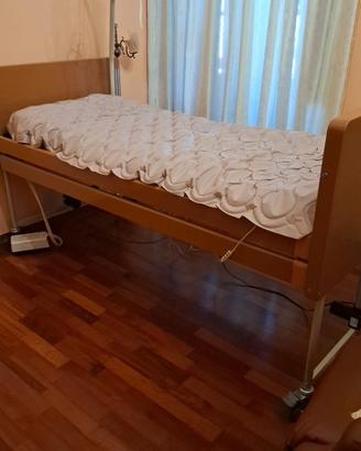 letto ortopedico motorizzato e materasso antidecub