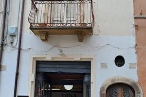 Immobile cielo terra su Corso Ovidio