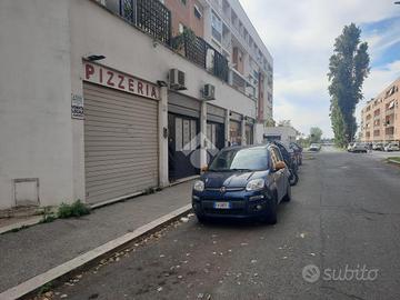 NEGOZIO A ROMA