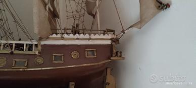 Modellino nave artigianale vintage