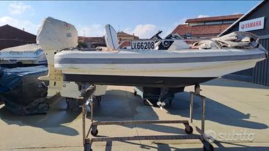 Boston whaler impact 12