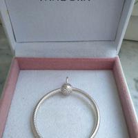 Pendente Pandora O GRANDE con pavé Pandora Moments