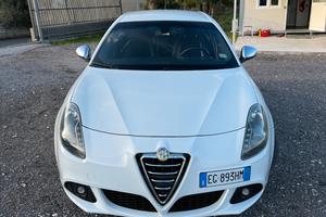 Alfa Romeo Giulietta 1.6 JTDm-2 105 CV Distinctive