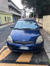 Toyota Yaris 2001