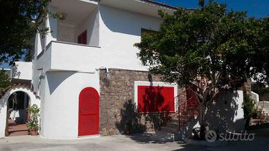Ischia Forio LASTMINUTE 8-15 Agosto per 2 persone
