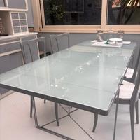 Tavolo vetro satinato e metallo