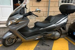 Auto più moto