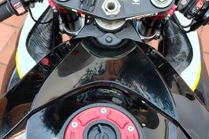 Suzuki GSX R 750 K7 Allest. Pista con Documenti