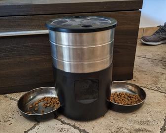 Distributore automatico cibo gatti/cani 2 ciotole