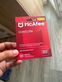 McAfee Abbonamento 1 anno
