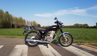 Yamaha SR 400