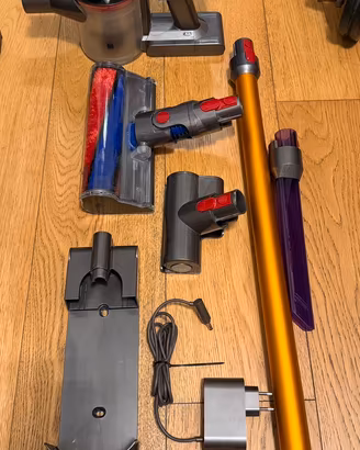 Aspirapolvere senza fili Dyson V8