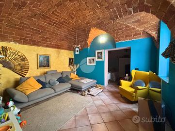 CASA SEMINDIPENDENTE A TRINO