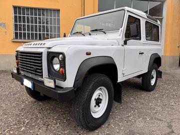 LAND ROVER Defender IN PROMOZIONE!!!!90 2.2 TD4