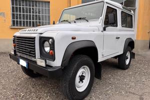 LAND ROVER Defender IN PROMOZIONE!!!!90 2.2 TD4
