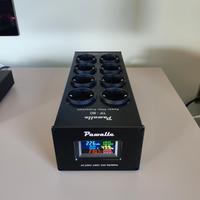 Multipresa hi-fi con indicatori e display