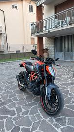 KTM 390 DUKE ANNO 2023