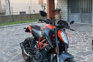 KTM 390 DUKE ANNO 2023