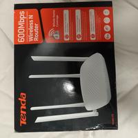 Router wifi Tenda F9 600mbps+2 Powerline+2 CaviLan