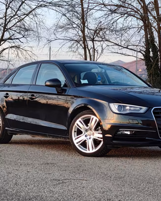 Audi A3 III 2013 Sedan 1.6 TDI Ambition