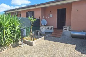 VILLA A SCHIERA A CASSANO DELLE MURGE